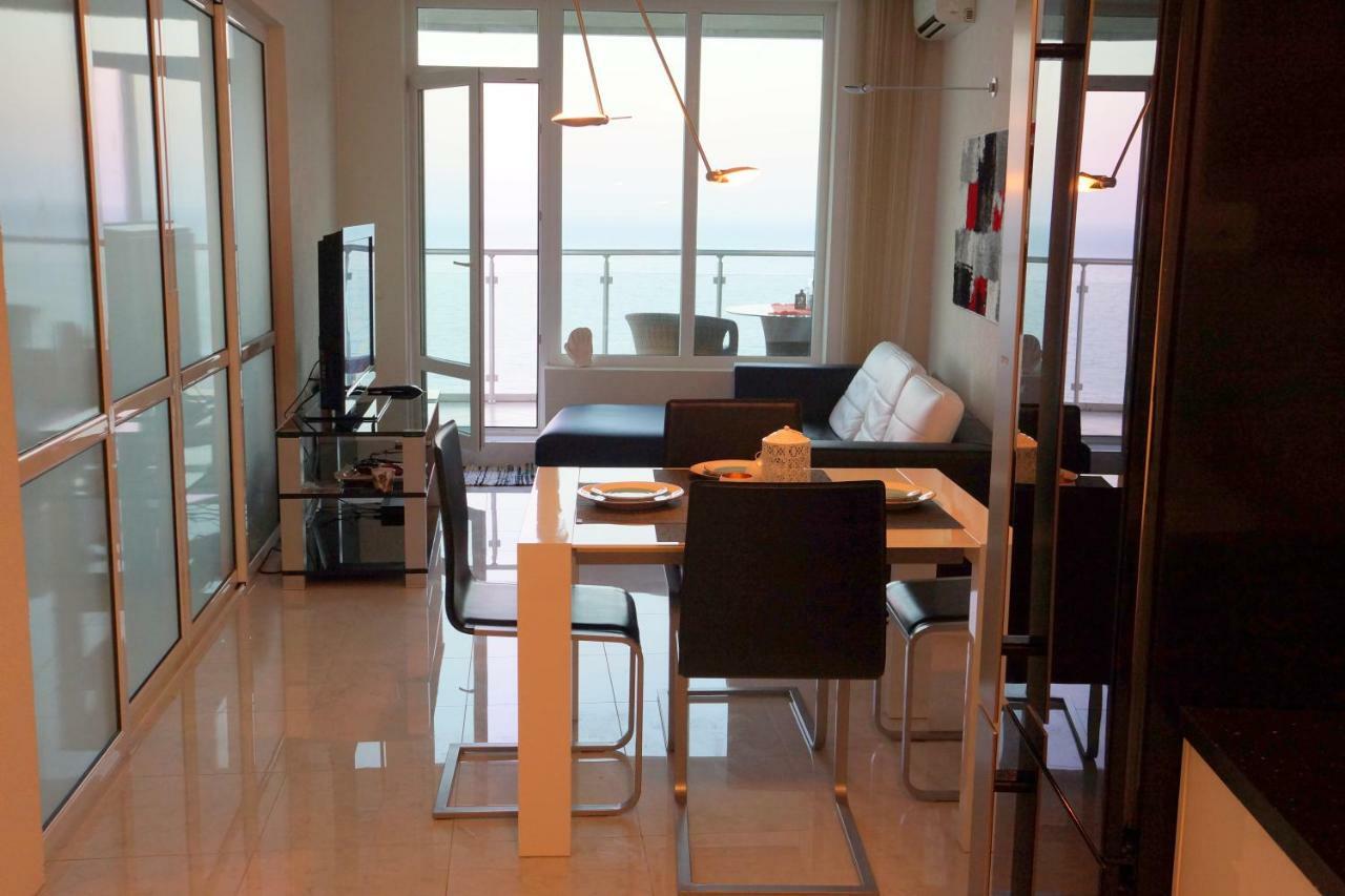 Silver Beach Delux Apartments เบียลา ภายนอก รูปภาพ